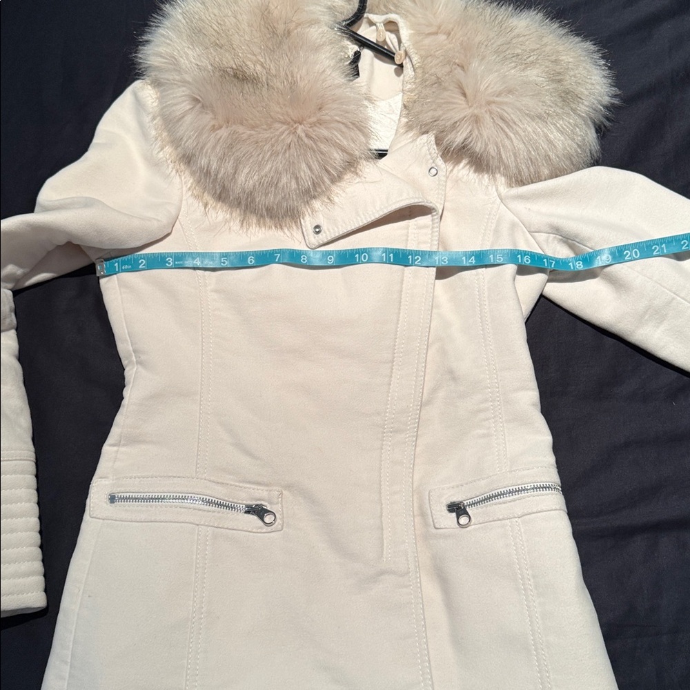 Karen Millen sz4 preowned no smoke home Cream Jacket w removable Faux Fur Collar - Picture 15 of 16